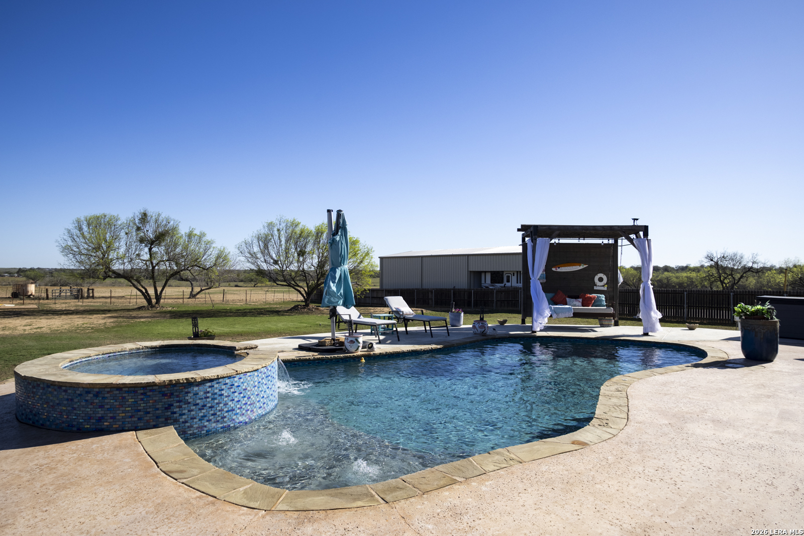 109 Colibro Creek La Vernia TX 78121