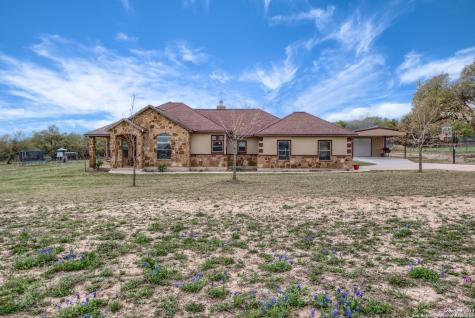 170 Big Oak Drive Adkins TX 78101
