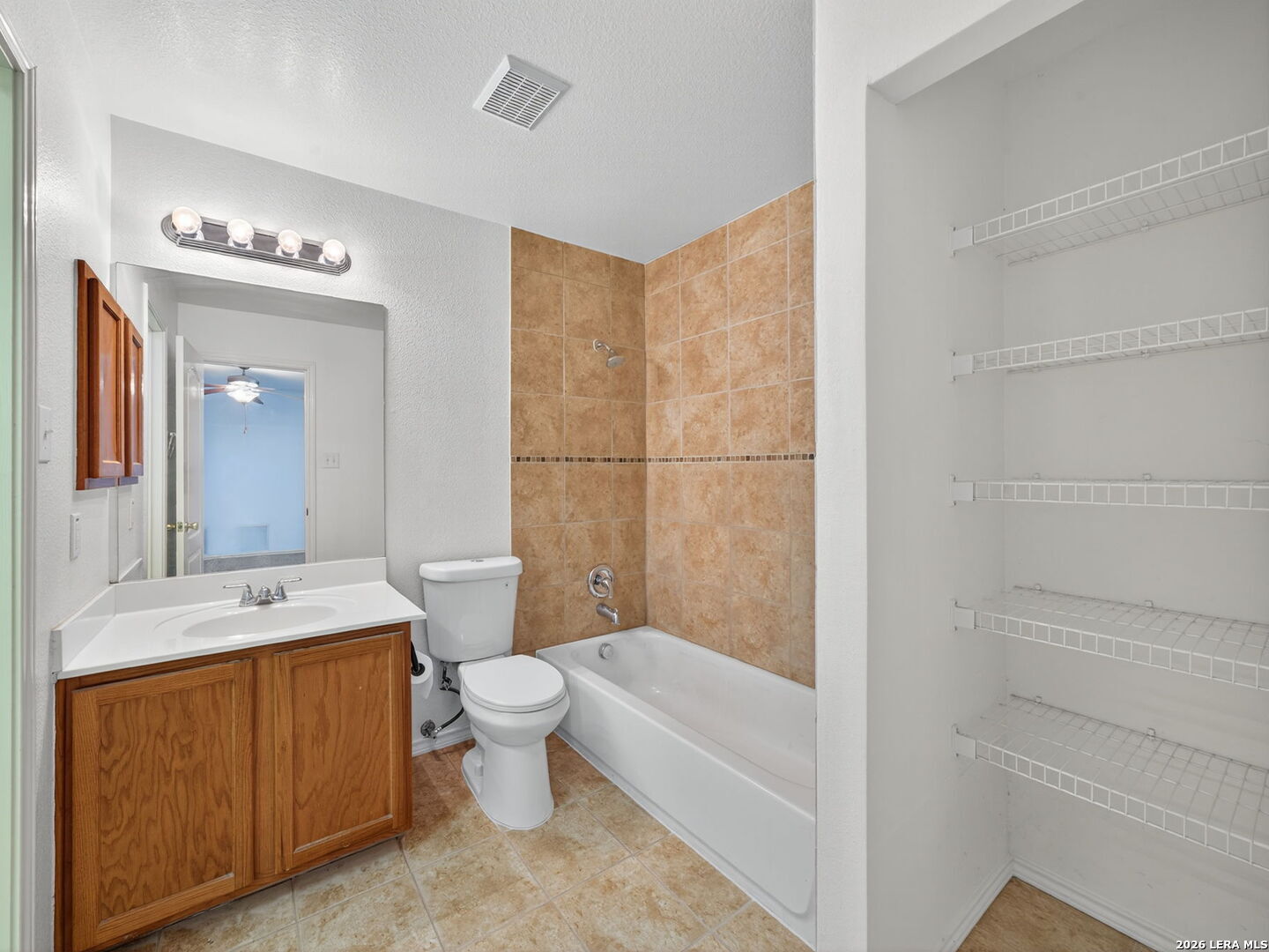 426 Stable Vista San Antonio TX 78227