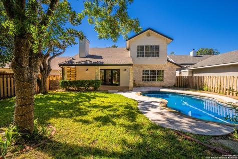 2402 Birkdale Lane Kerrville TX 78028