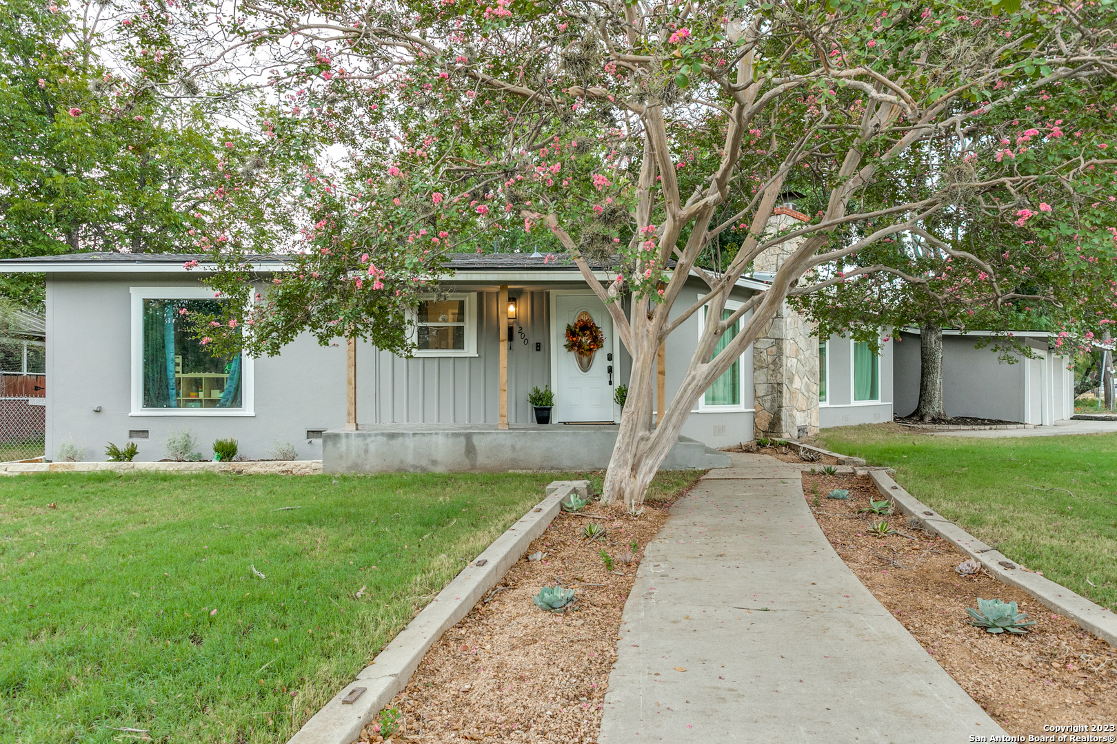 200 E Nottingham Drive San Antonio TX 78209