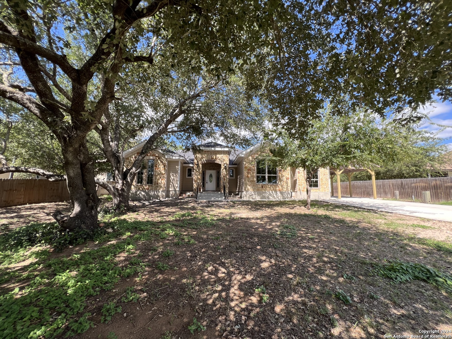 22911 Skila Drive Elmendorf TX 78112
