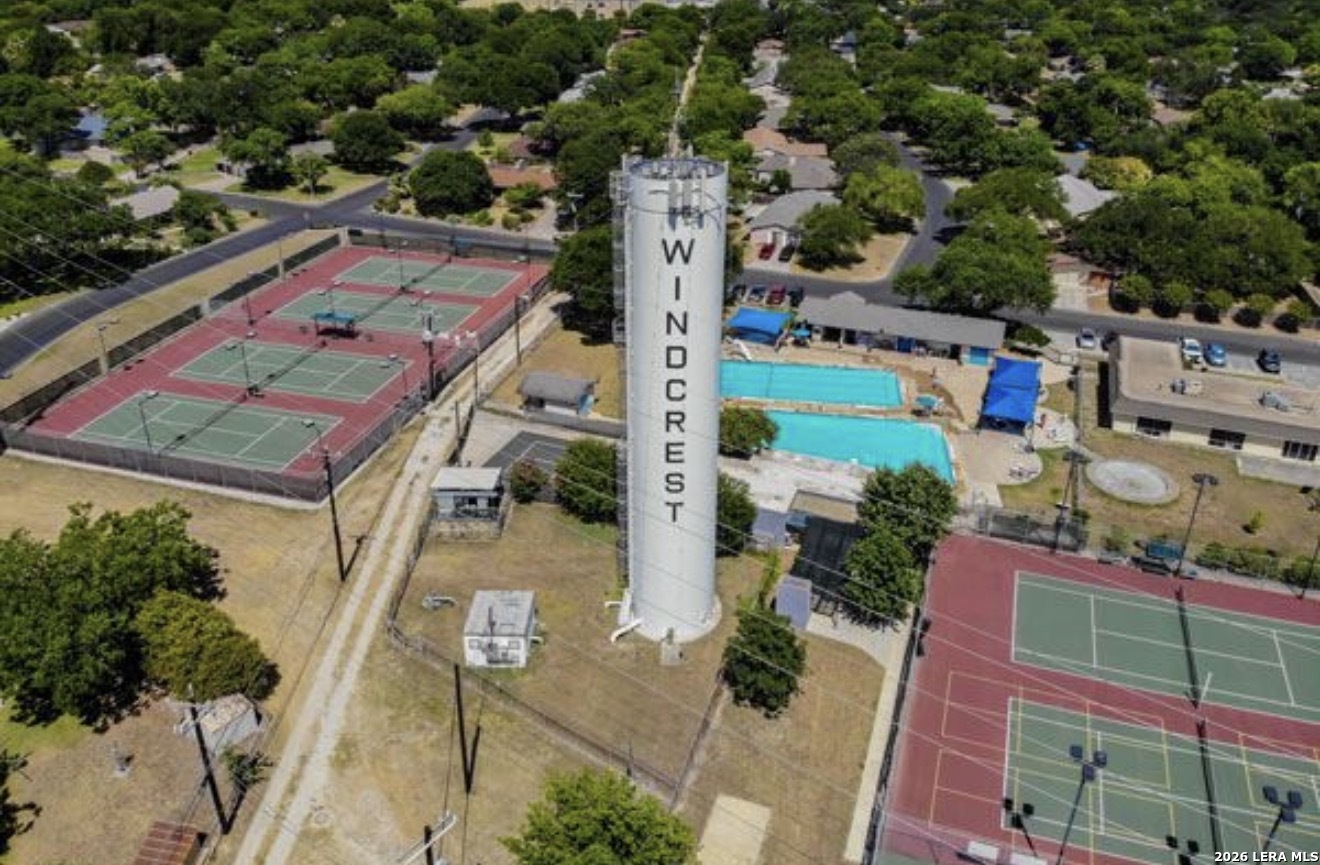 421 Faircrest Drive Windcrest TX 78239