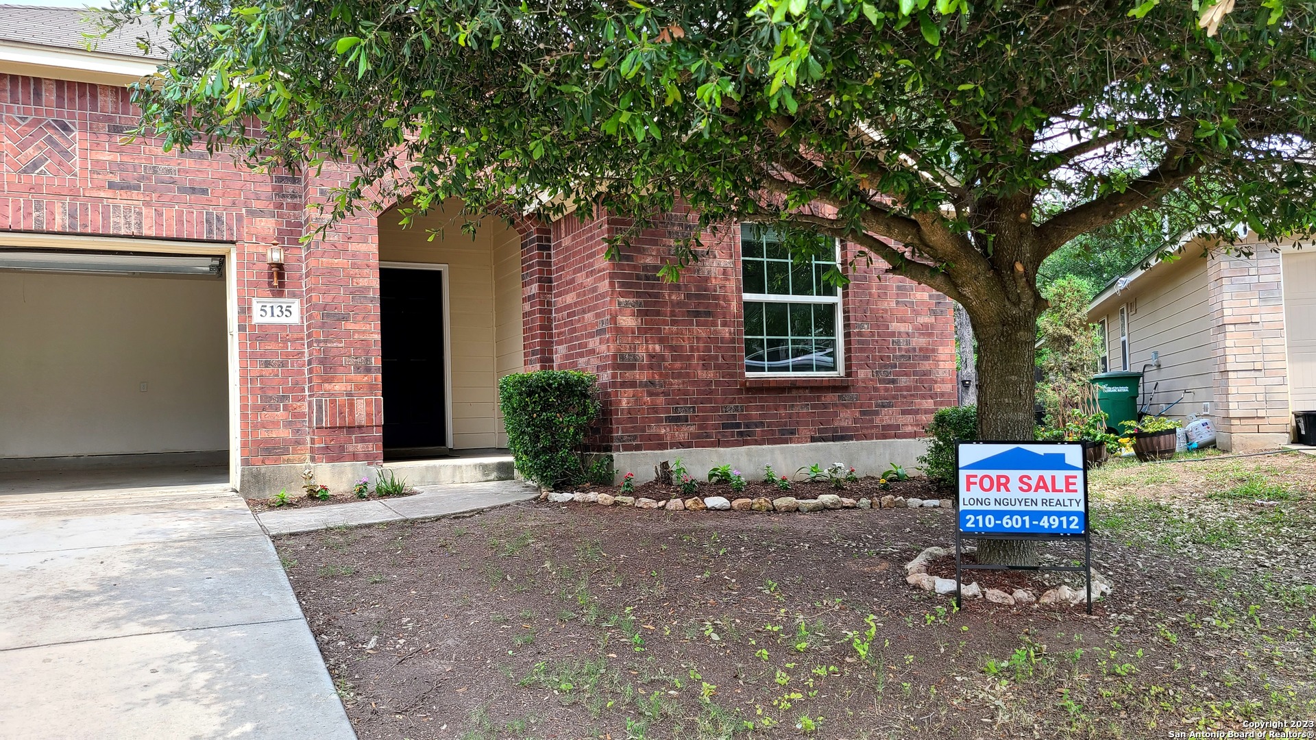 5135 Gemsbuck Chase San Antonio TX 78251