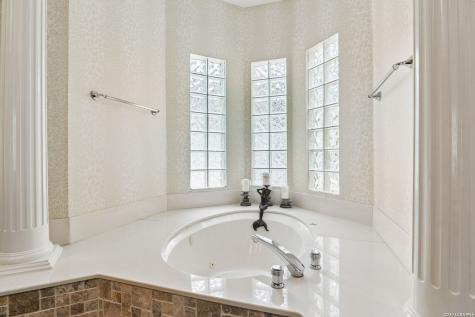 17 Westelm Circle San Antonio TX 78230