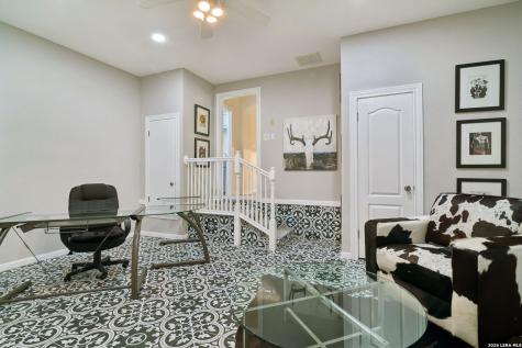 17 Westelm Circle San Antonio TX 78230