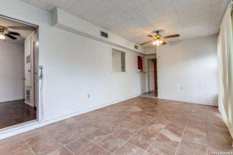 1911 Beechaven Drive San Antonio TX 78207
