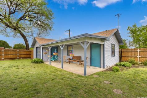 1102 S College Street Brady TX 76825