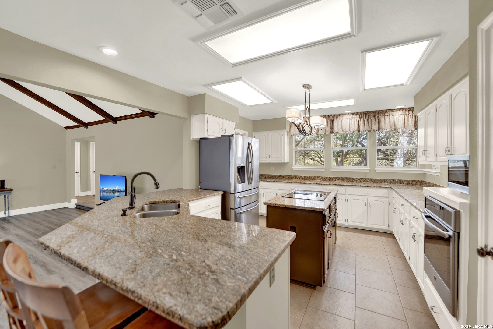 1512 Oak Tree Circle Schertz TX 78154