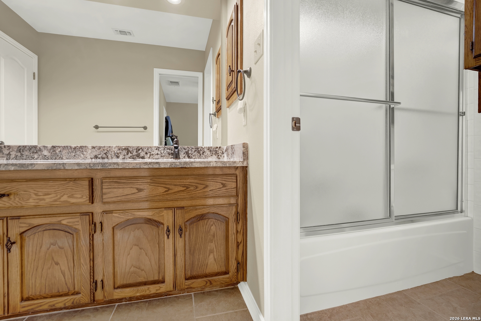 1512 Oak Tree Circle Schertz TX 78154