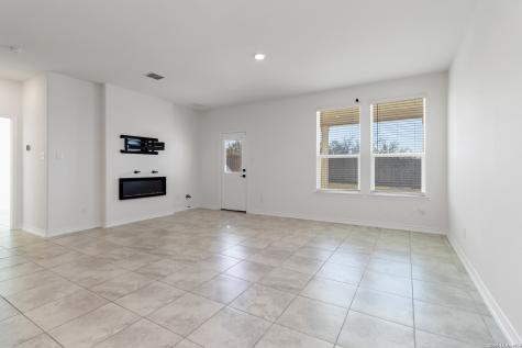 11414 Amberina San Antonio TX 78245