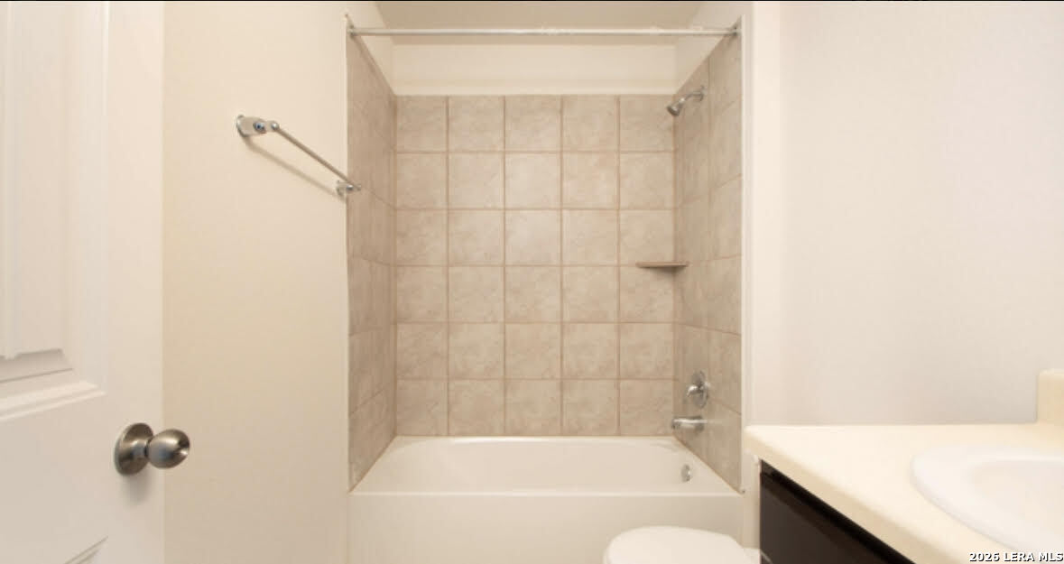 6839 Courante Waltz San Antonio TX 78252