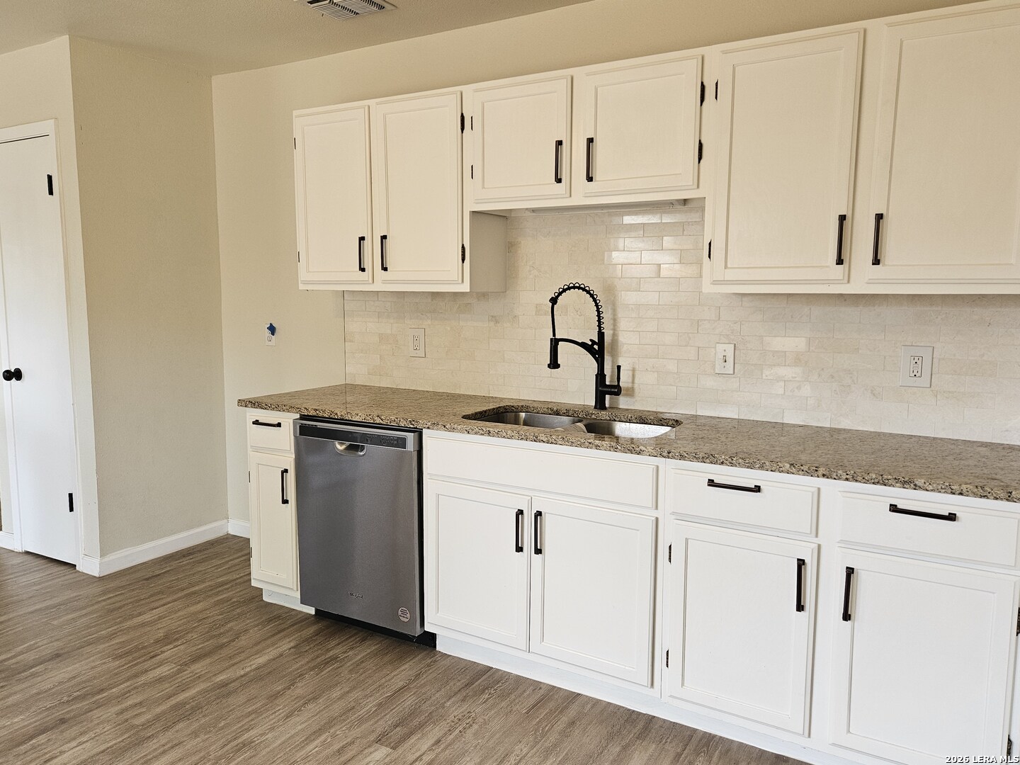 9107 Valley Bend San Antonio TX 78250