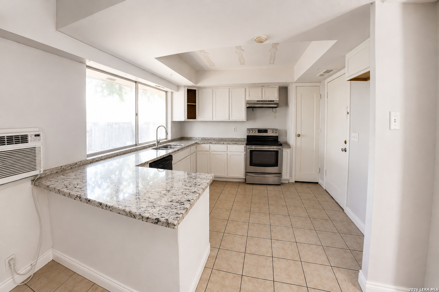 6118 Windy Forest San Antonio TX 78239