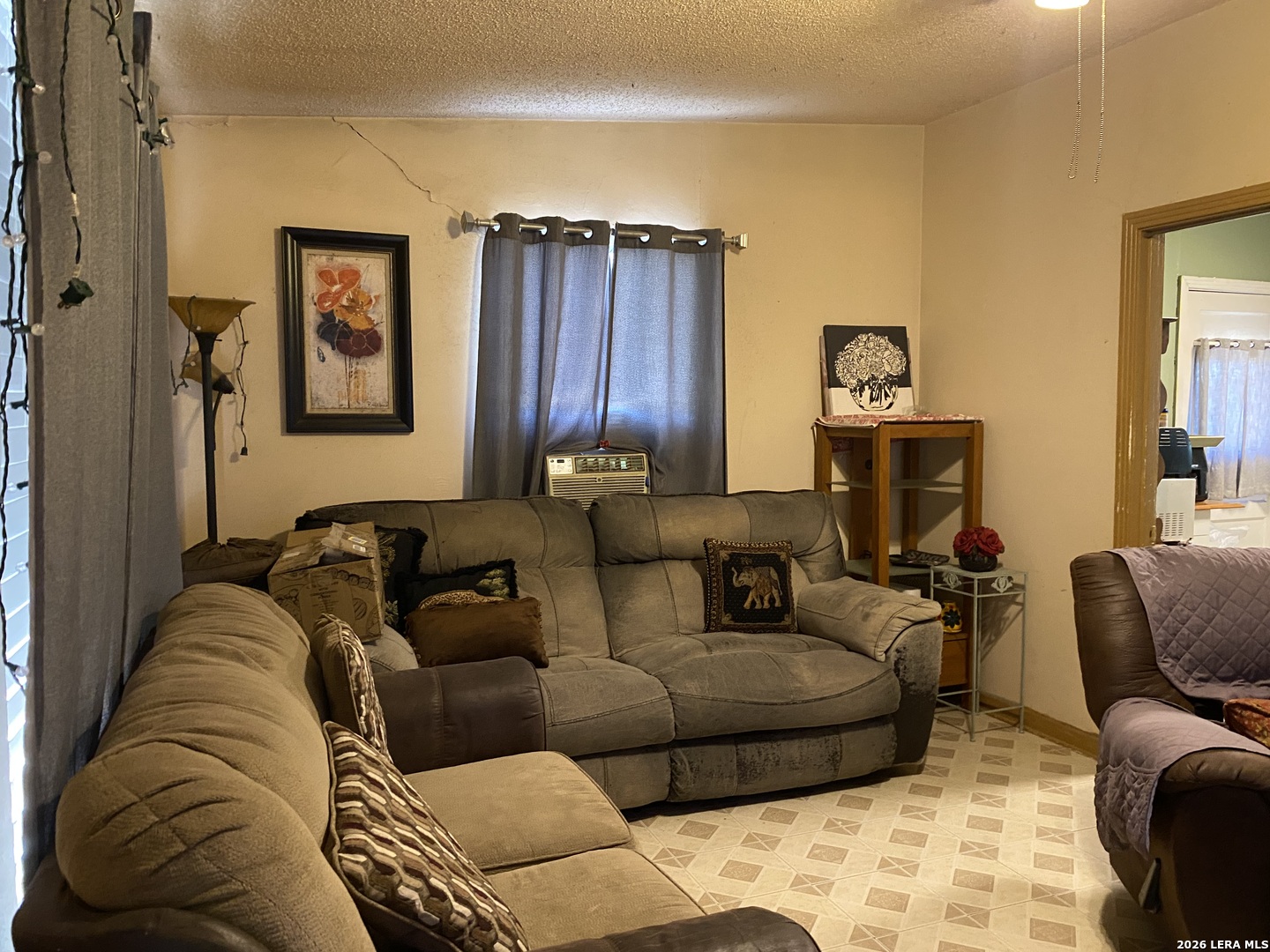 2040 Buffalo Street San Antonio TX 78211