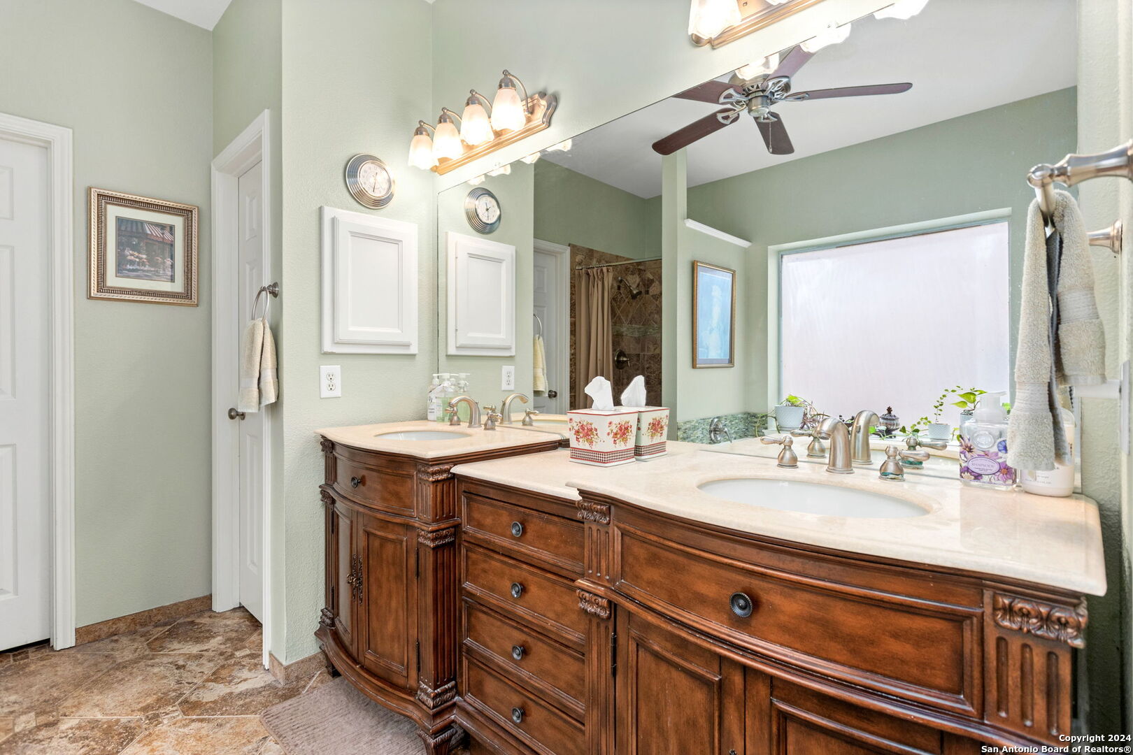 8807 Brae Ridge San Antonio TX 78249