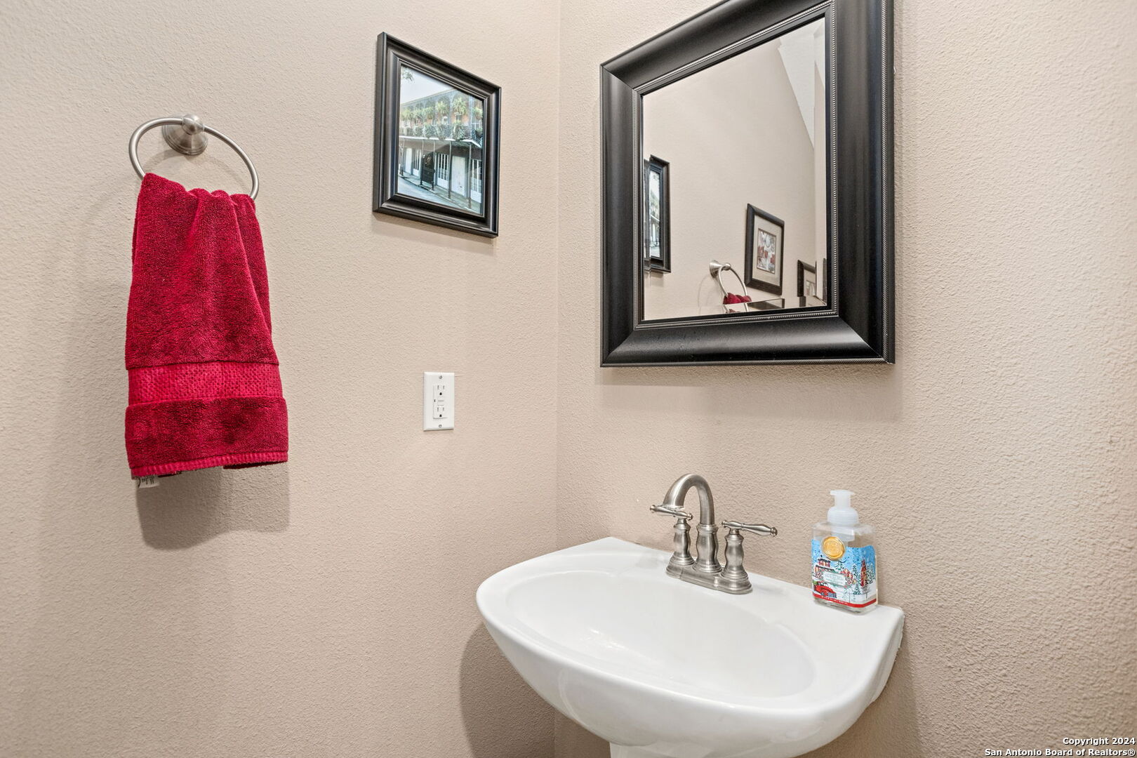 8807 Brae Ridge San Antonio TX 78249