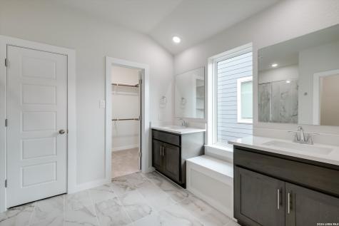 6027 Calgary Park San Antonio TX 78233