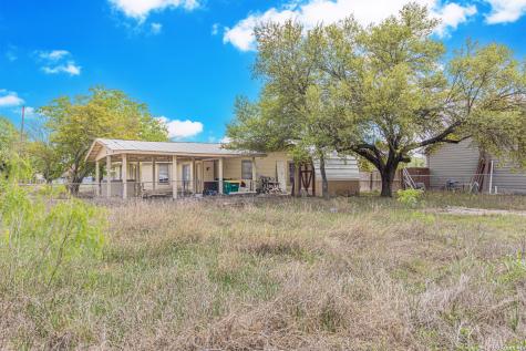 1714 W Constantinople Castroville TX 78009