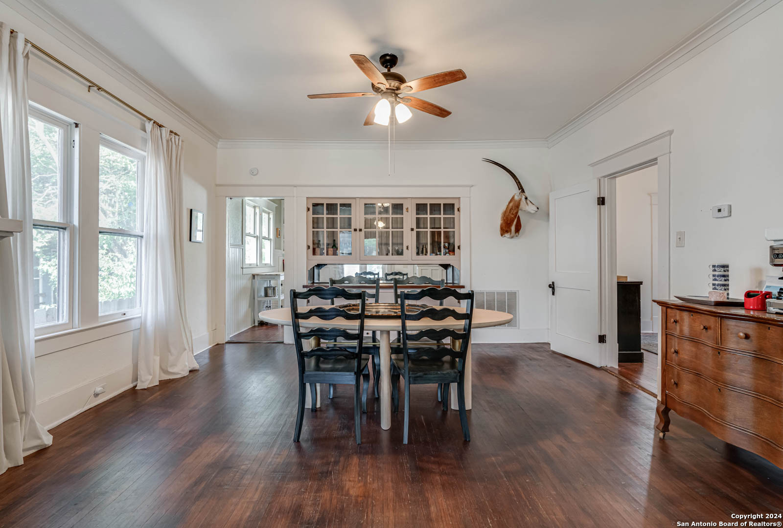 1031 W Mulberry Avenue San Antonio TX 78201