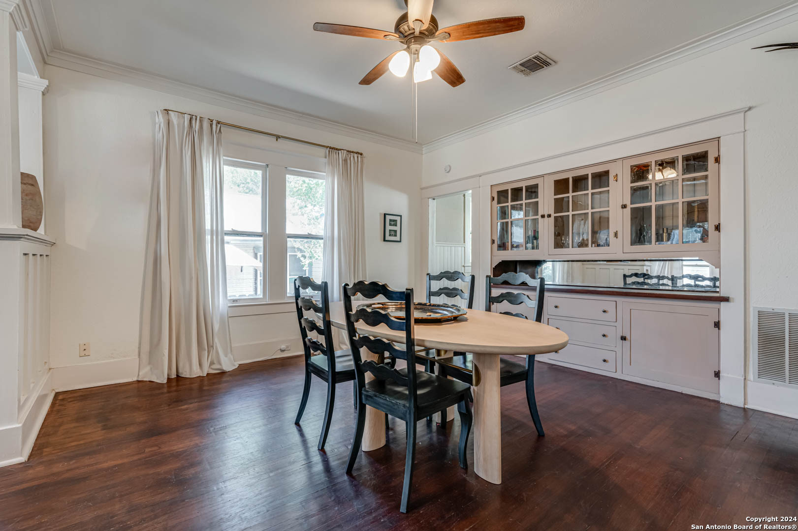 1031 W Mulberry Avenue San Antonio TX 78201