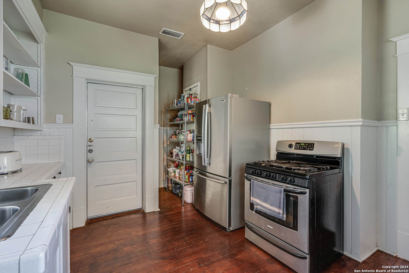 1031 W Mulberry Avenue San Antonio TX 78201