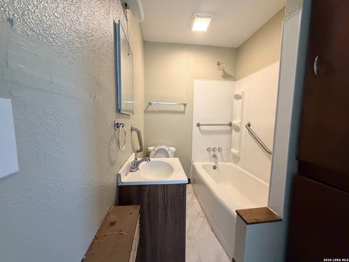 1404 N Main Street Pleasanton TX 78064