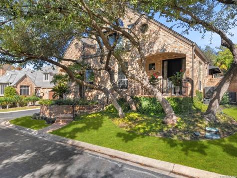 9 Rugby Lane San Antonio TX 78257