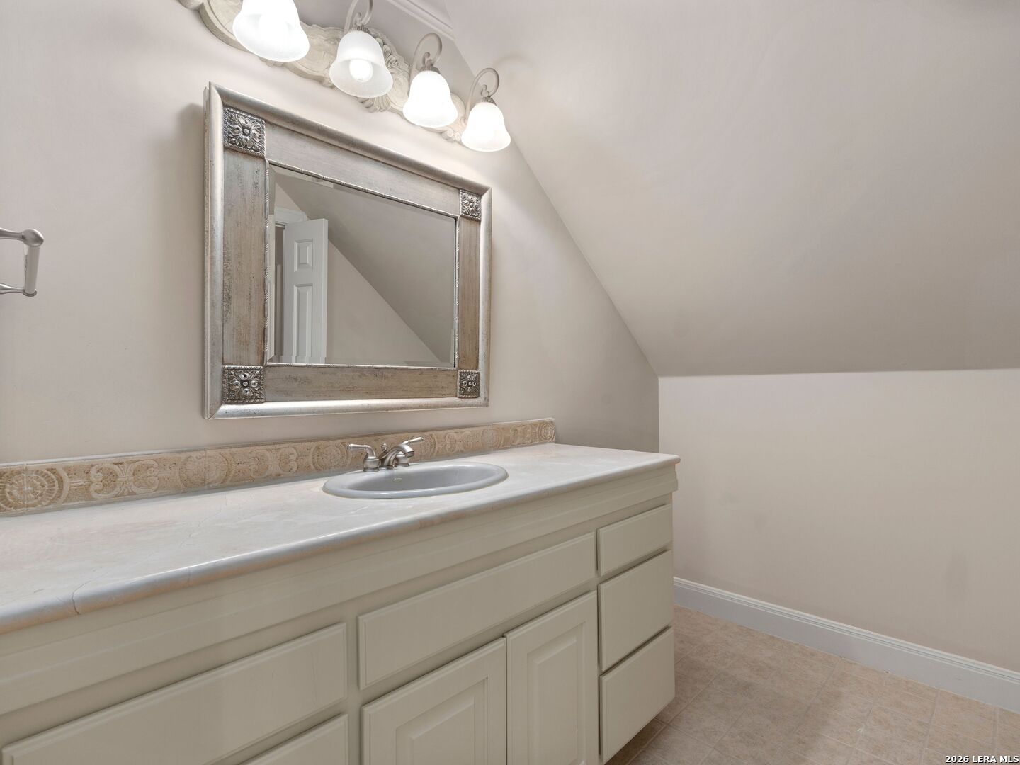 9 Rugby Lane San Antonio TX 78257