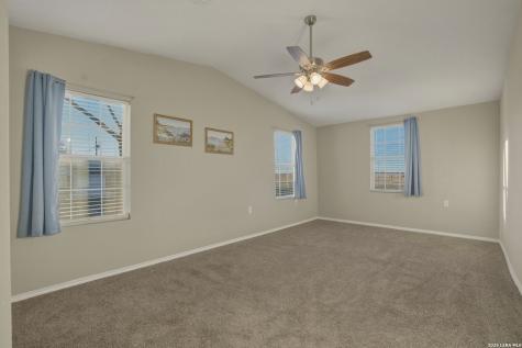 7924 County Road 128 Floresville TX 78114