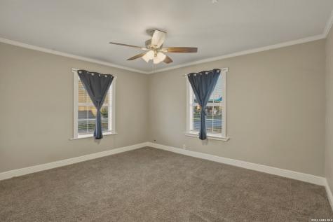 7924 County Road 128 Floresville TX 78114