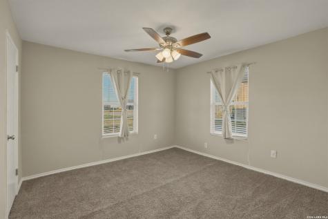 7924 County Road 128 Floresville TX 78114