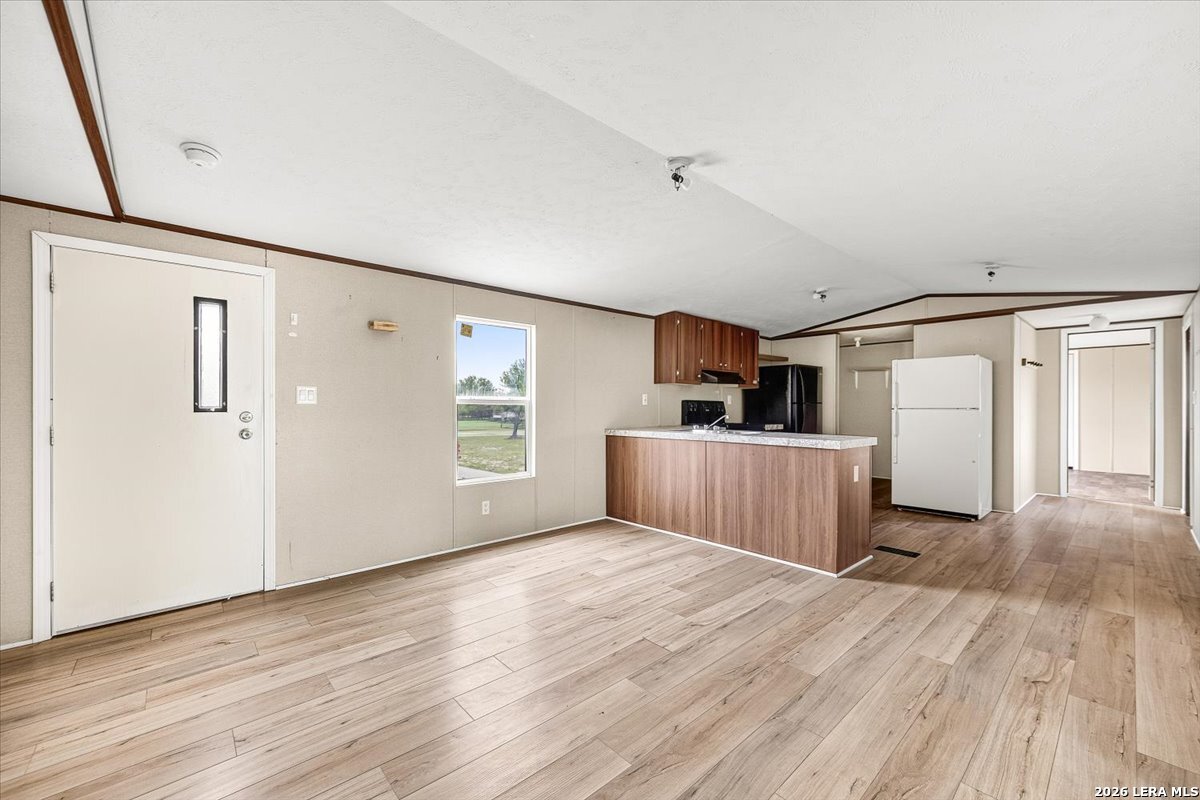 122 Amber Lane Poteet TX 78065
