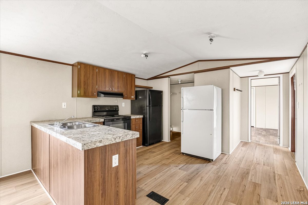 122 Amber Lane Poteet TX 78065