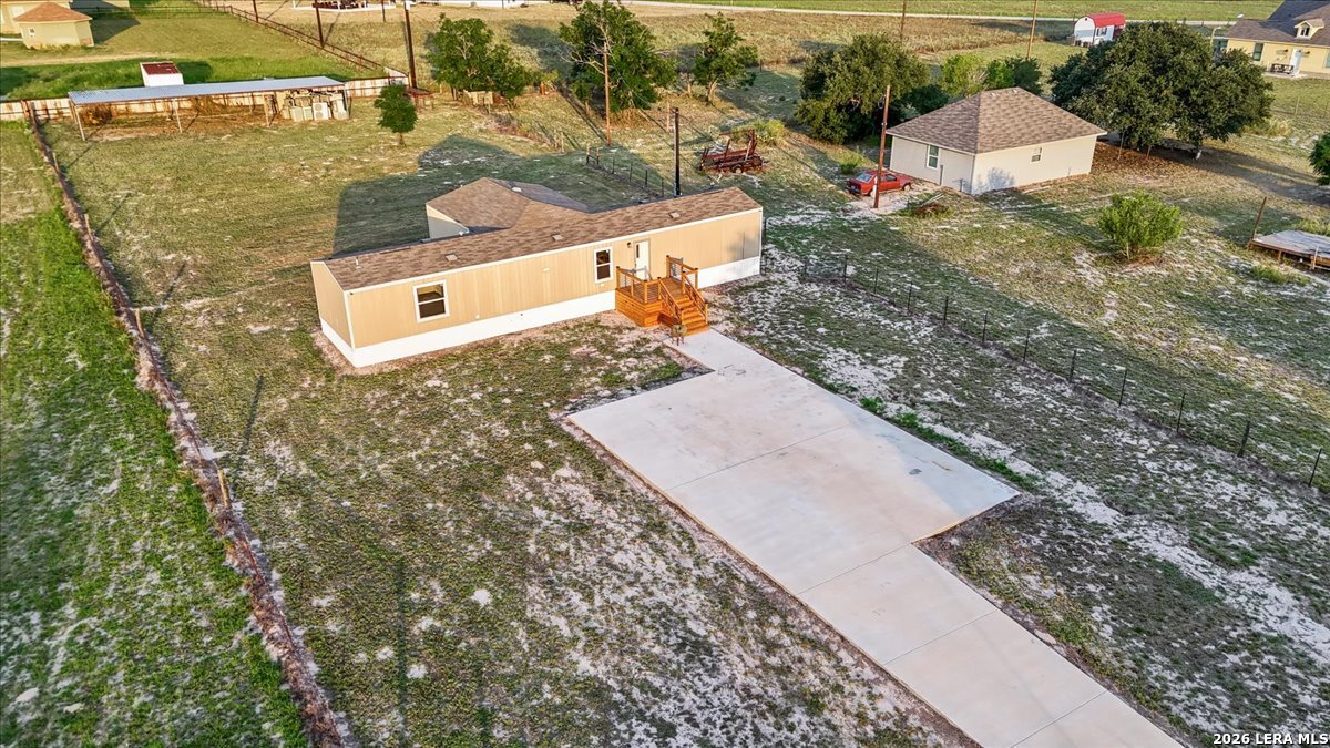 122 Amber Lane Poteet TX 78065
