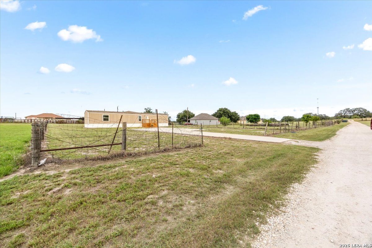 122 Amber Lane Poteet TX 78065