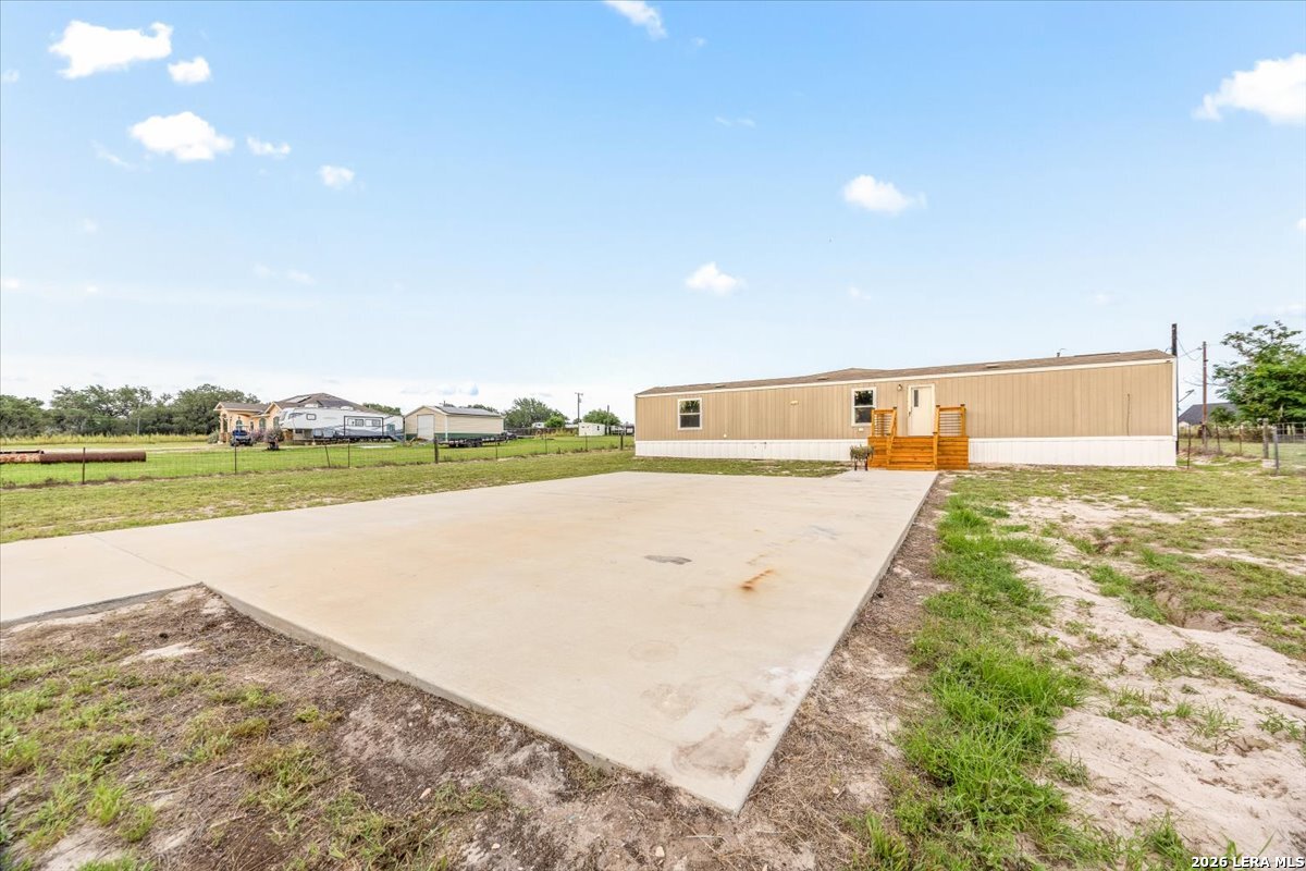 122 Amber Lane Poteet TX 78065