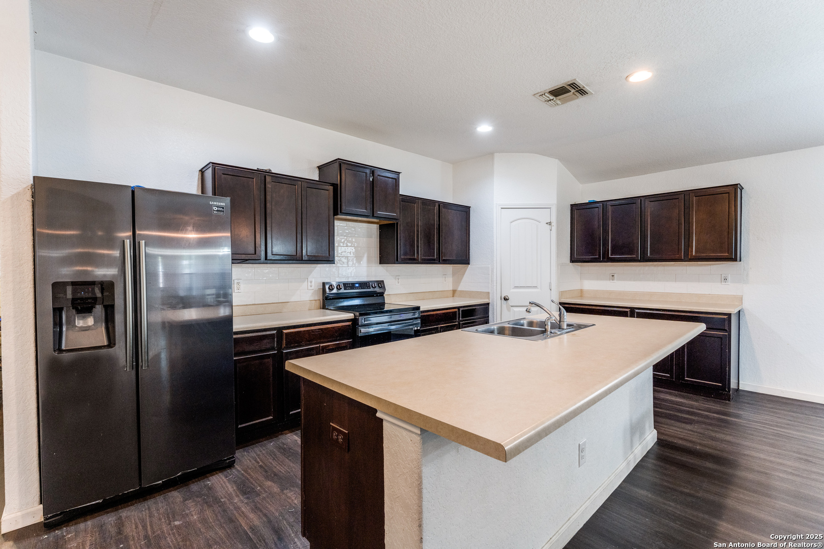 5727 Medina Farm San Antonio TX 78222