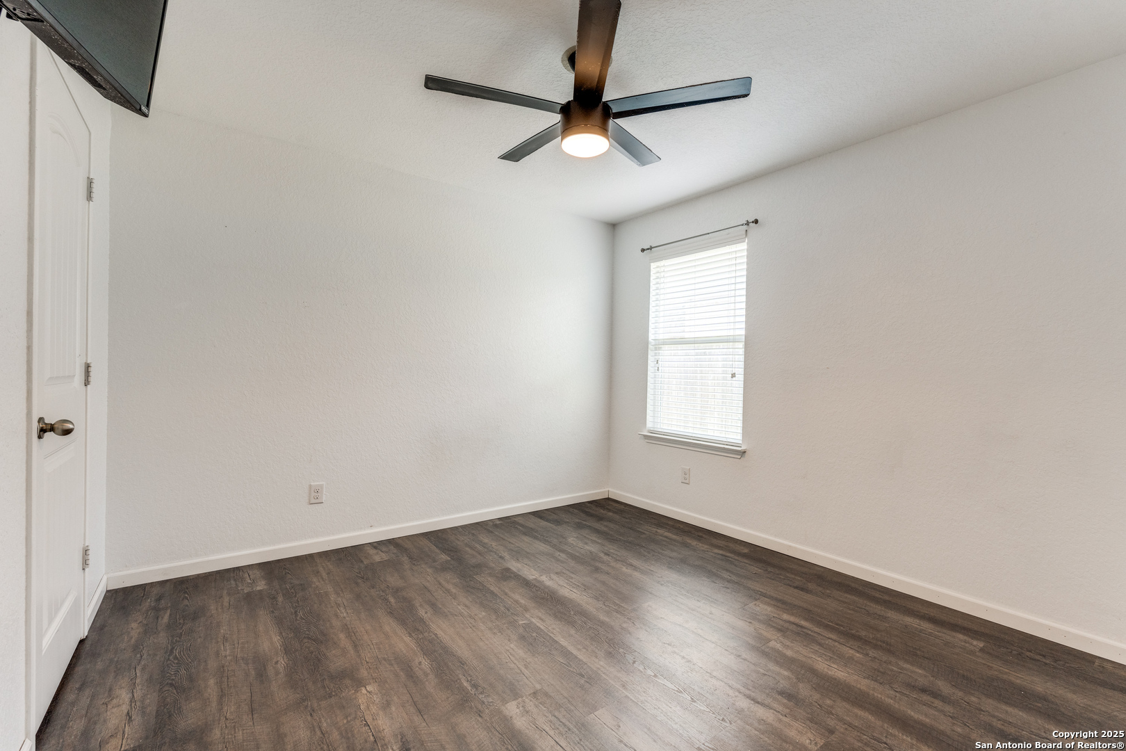 5727 Medina Farm San Antonio TX 78222