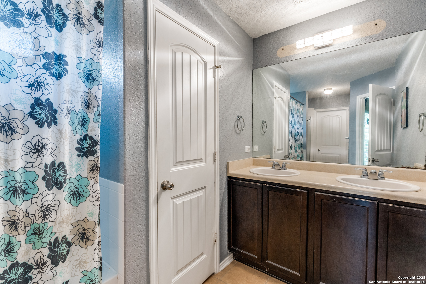 5727 Medina Farm San Antonio TX 78222