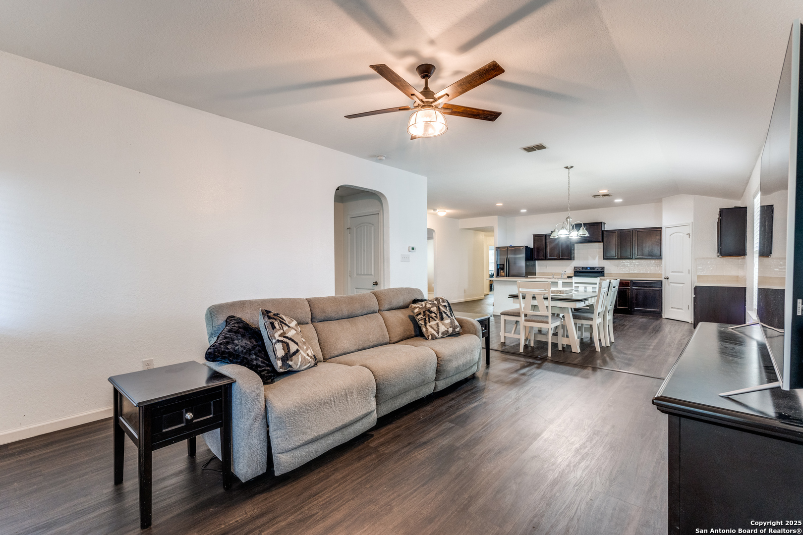 5727 Medina Farm San Antonio TX 78222