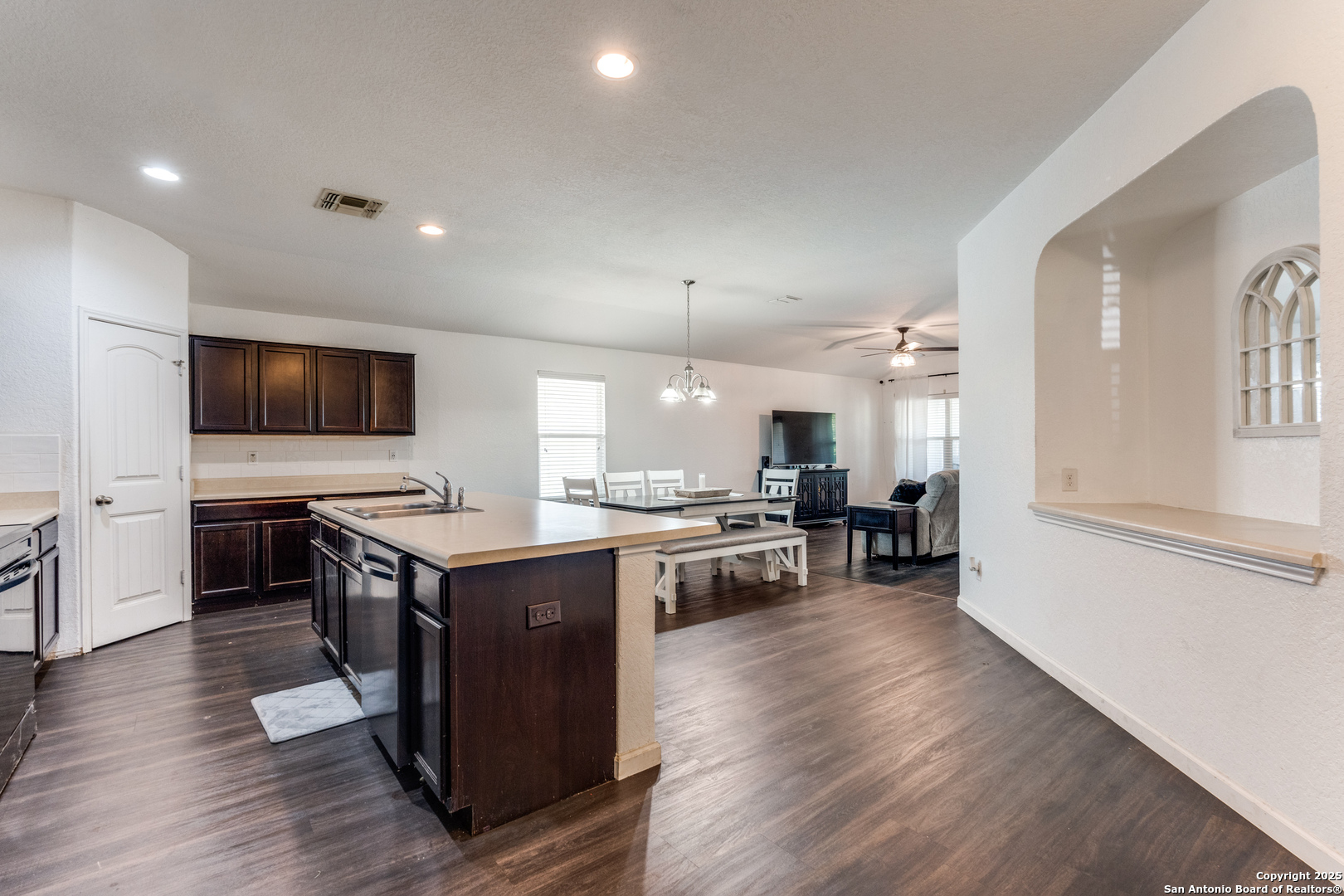5727 Medina Farm San Antonio TX 78222