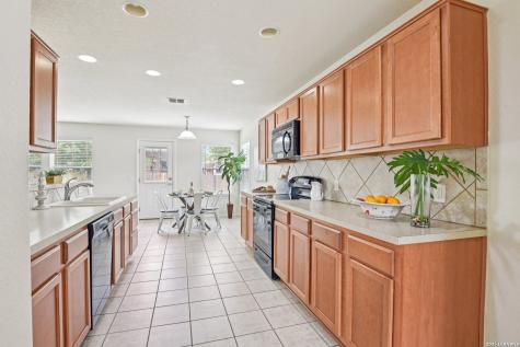 5508 Columbia Drive Cibolo TX 78108