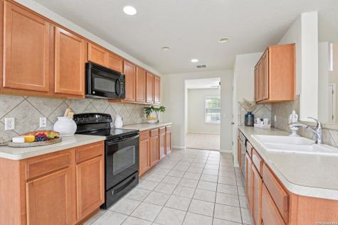 5508 Columbia Drive Cibolo TX 78108
