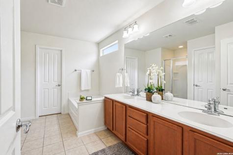 5508 Columbia Drive Cibolo TX 78108