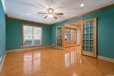 218 Village Circle Hill Country Village TX 78232