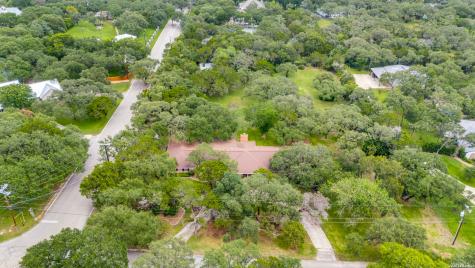 218 Village Circle Hill Country Village TX 78232