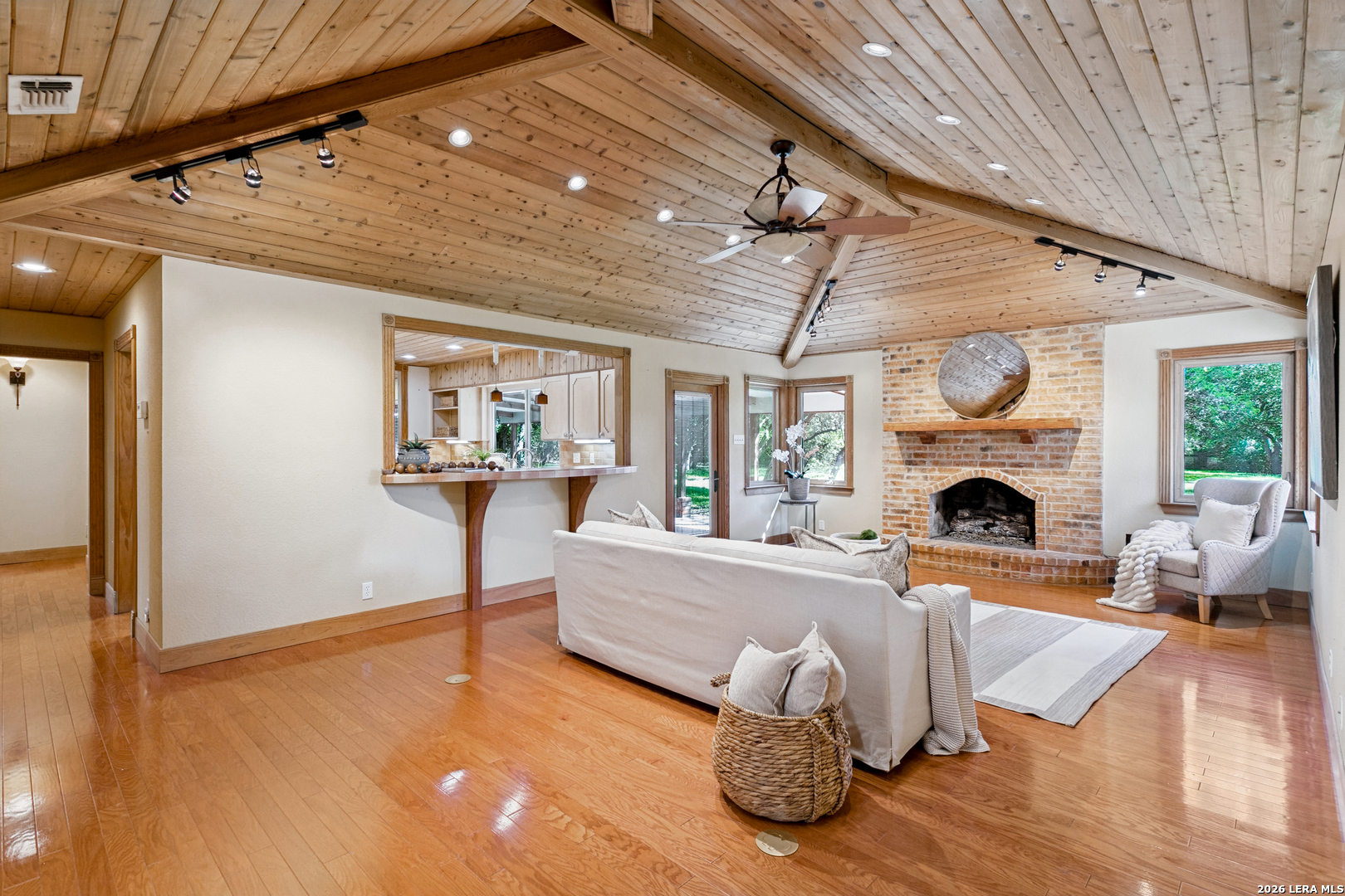 218 Village Circle Hill Country Village TX 78232