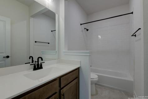 171 Heidi Hill Castroville TX 78009