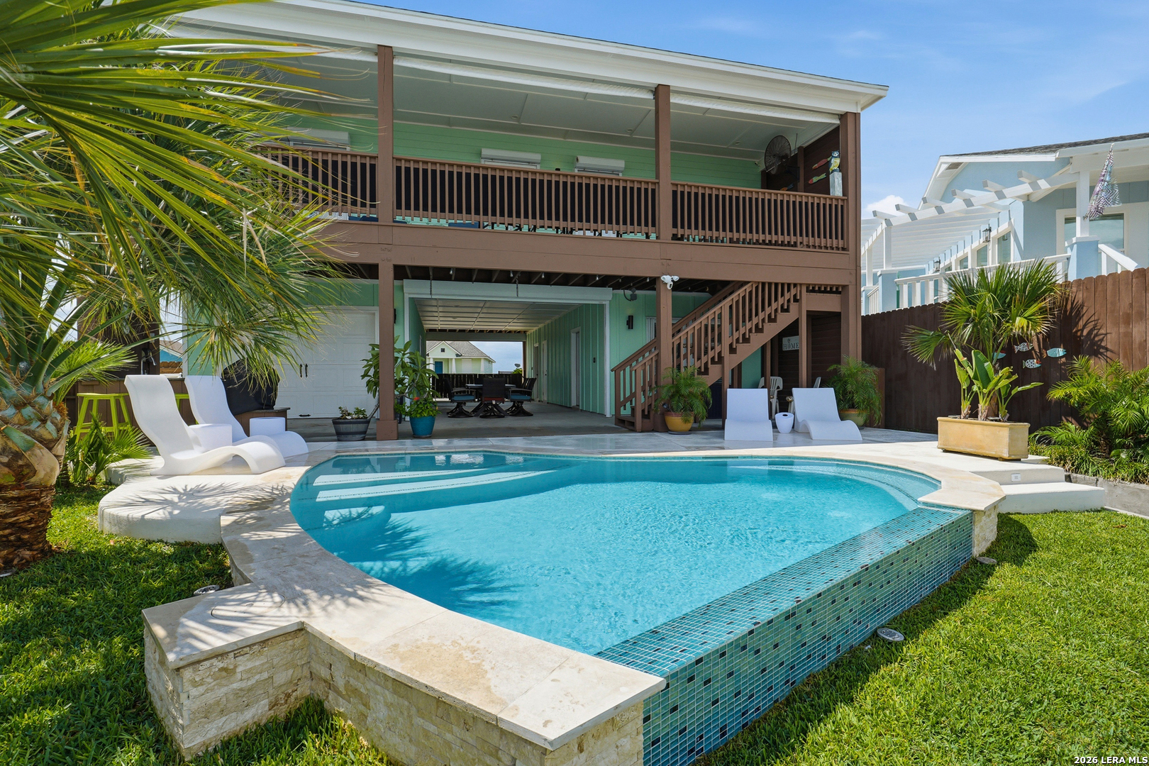 304 Bayview Drive City By The Sea TX 78336